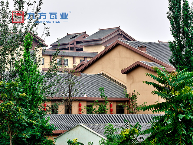 西部溫泉小鎮